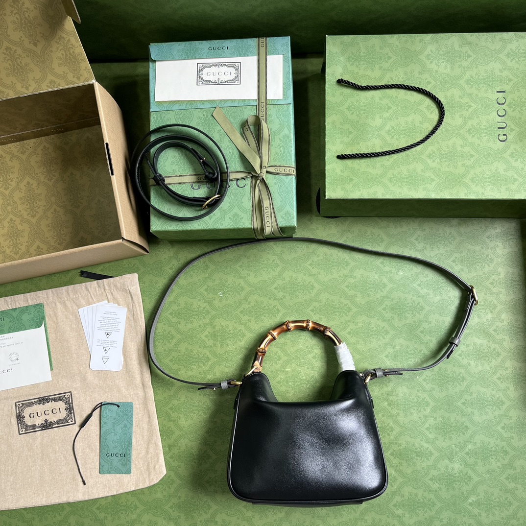 G*u*i diana small bag