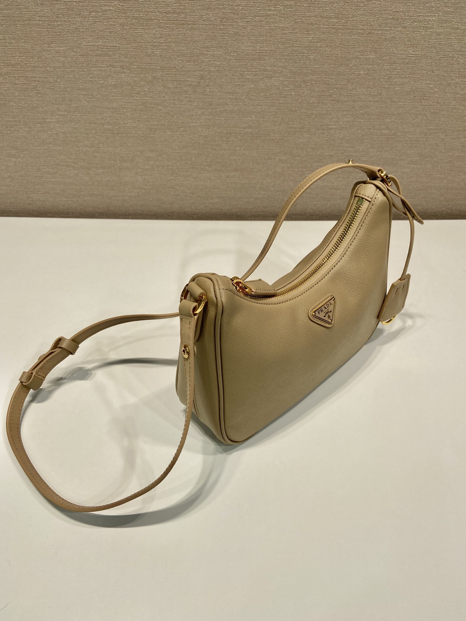 Pra*a hobo bag