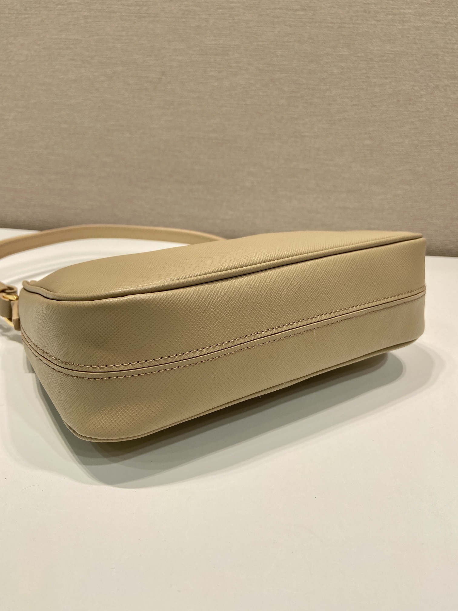 Pra*a hobo bag