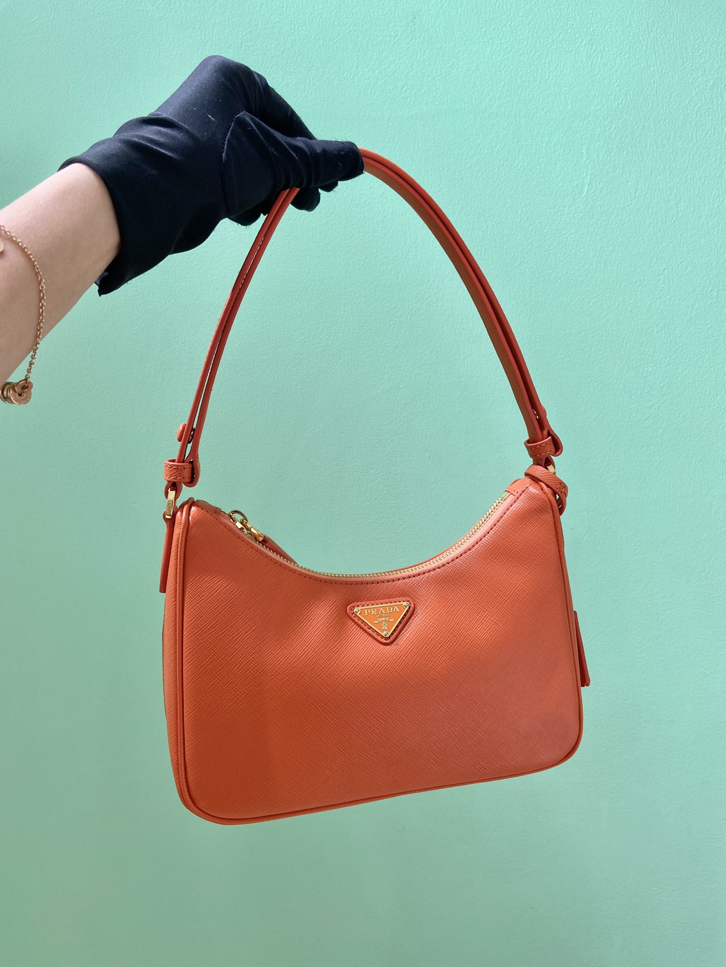 Pra*a hobo bag