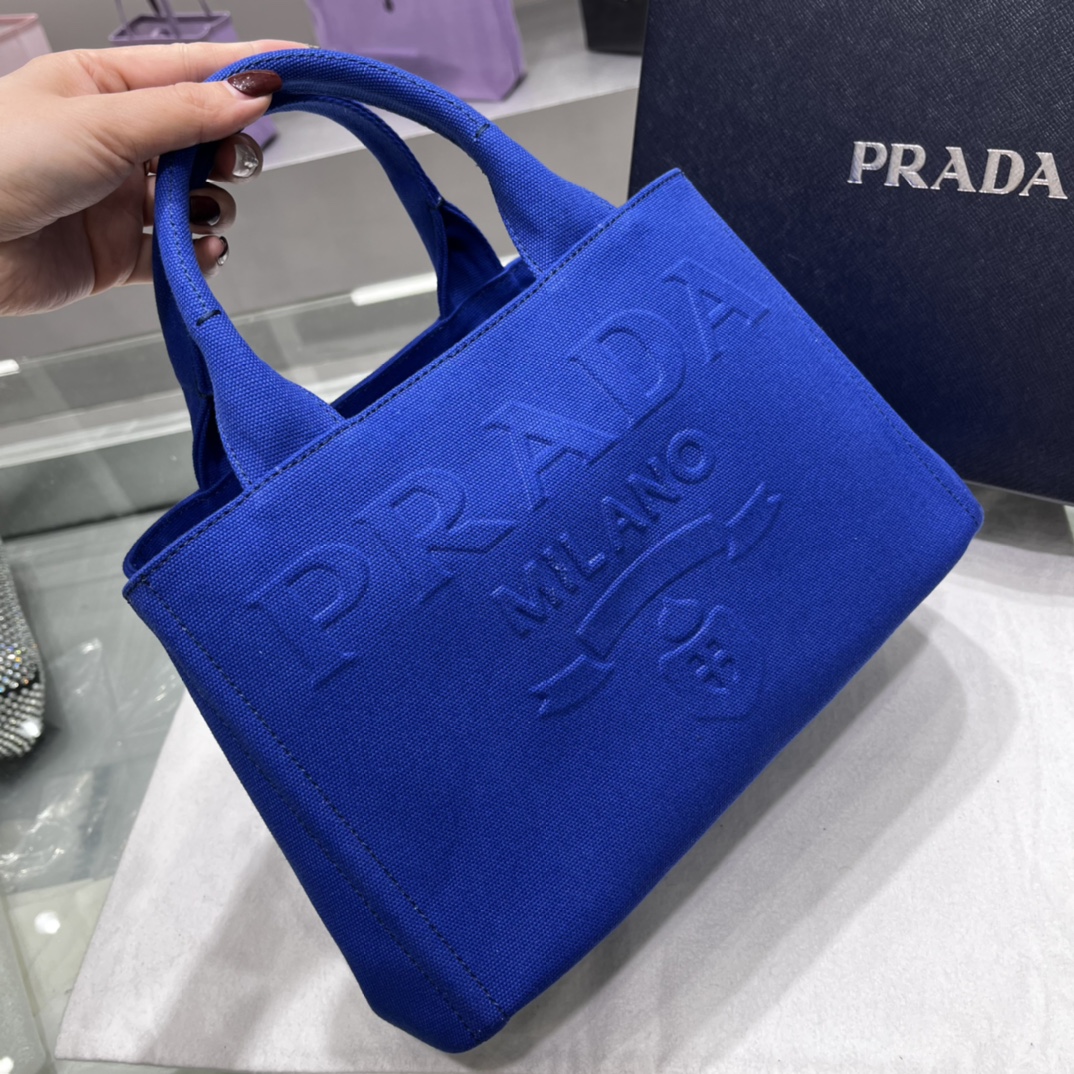 Pra*a canapa tote bag