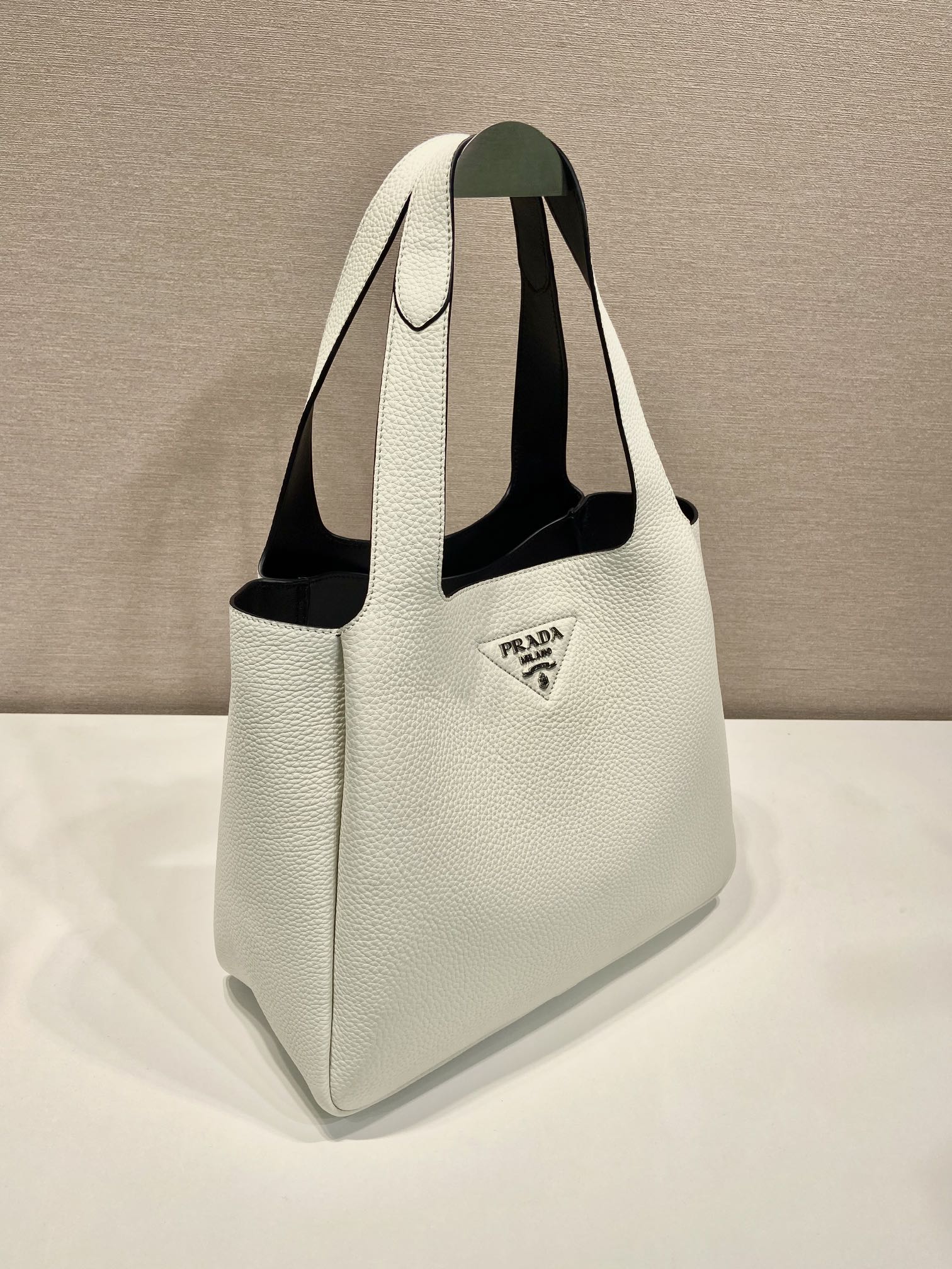 Pra*a large leather tote