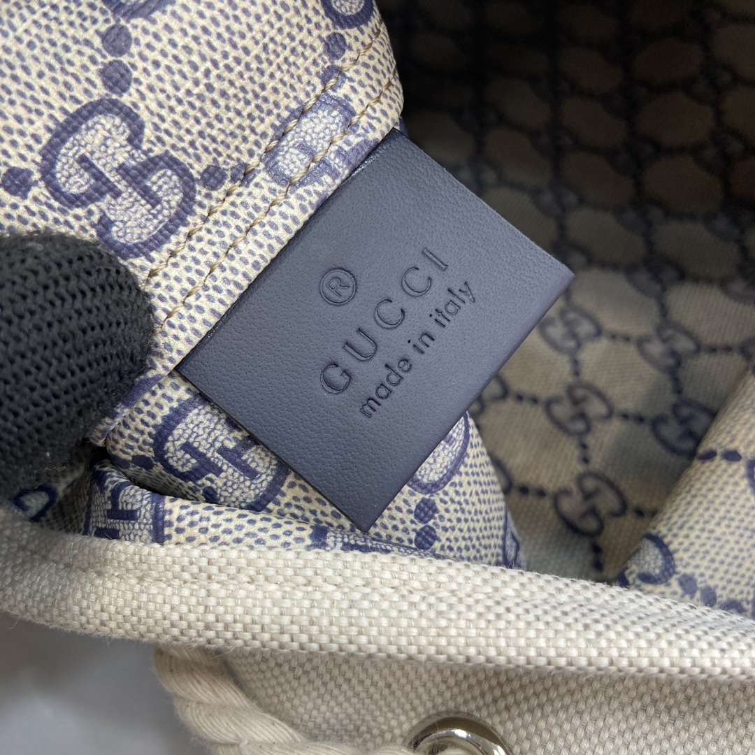 G*u*i small shoulder bag with G*u*i print
