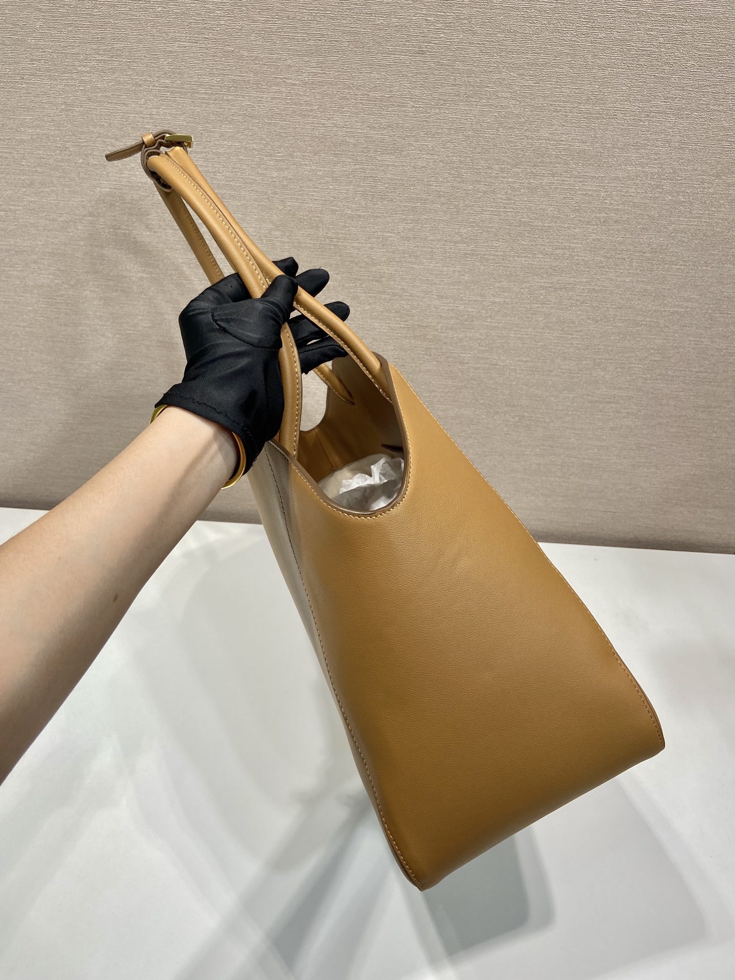Pra*a large leather tote bag