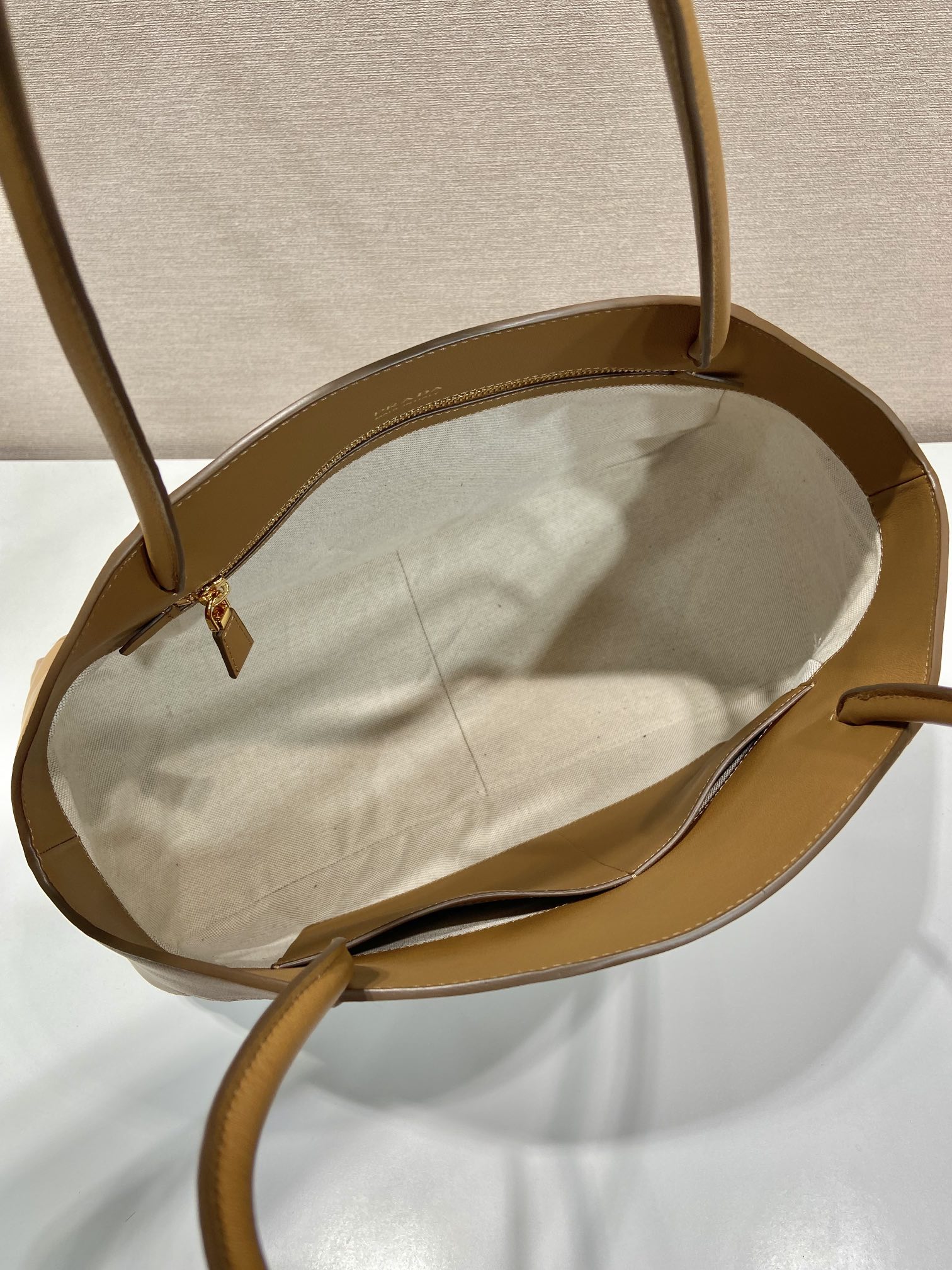 Pra*a large leather tote bag
