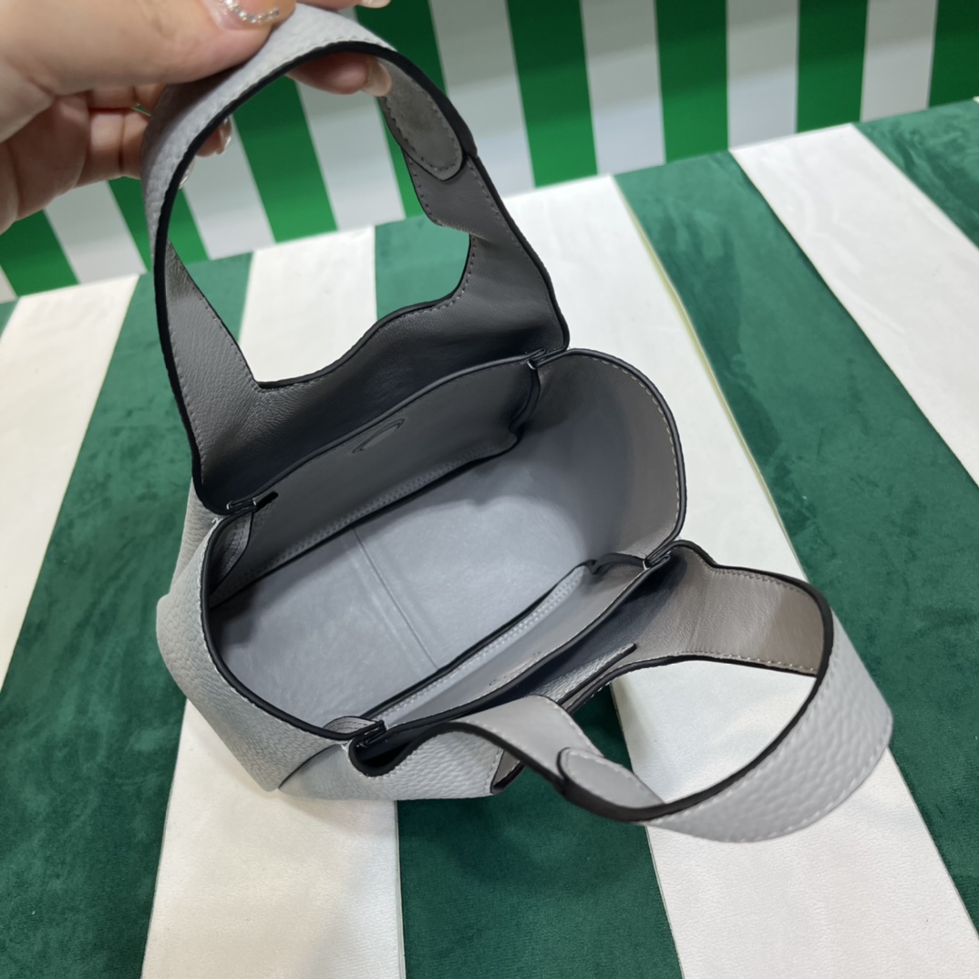 Pra*a leather mini bag