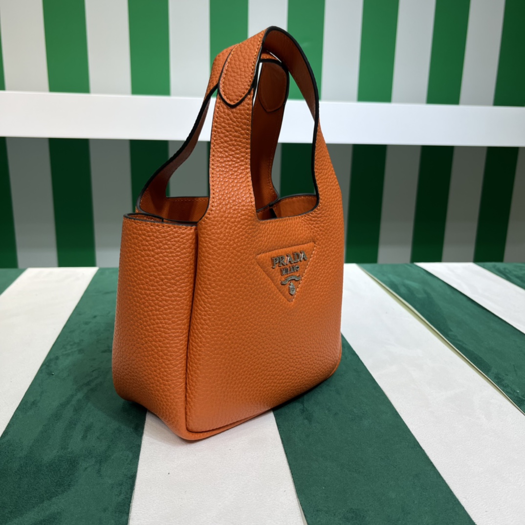 Pra*a leather mini bag
