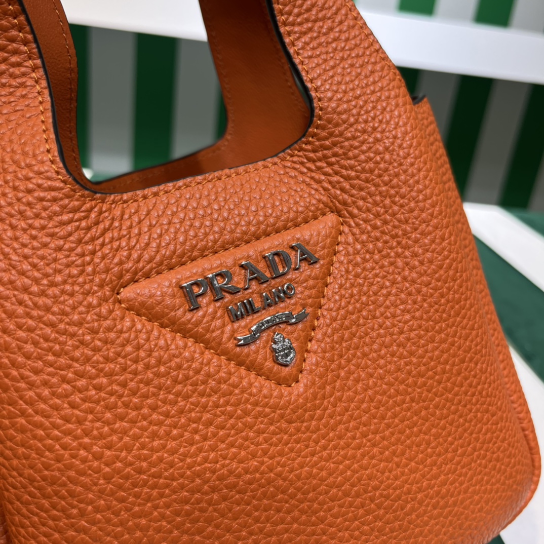 Pra*a leather mini bag