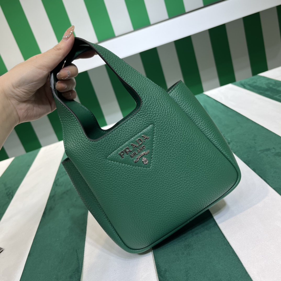 Pra*a leather mini bag