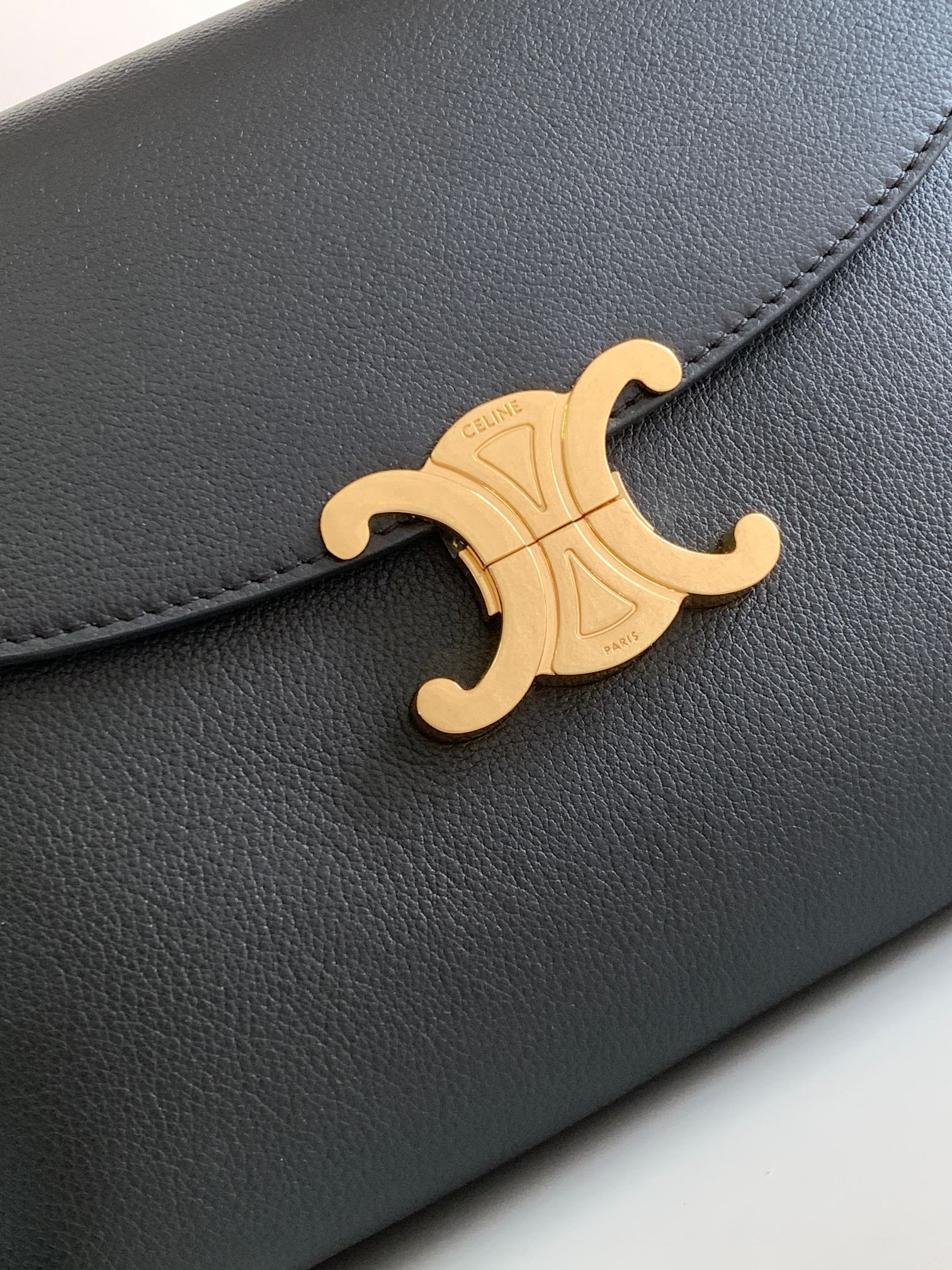 Ce**e medium nino bag