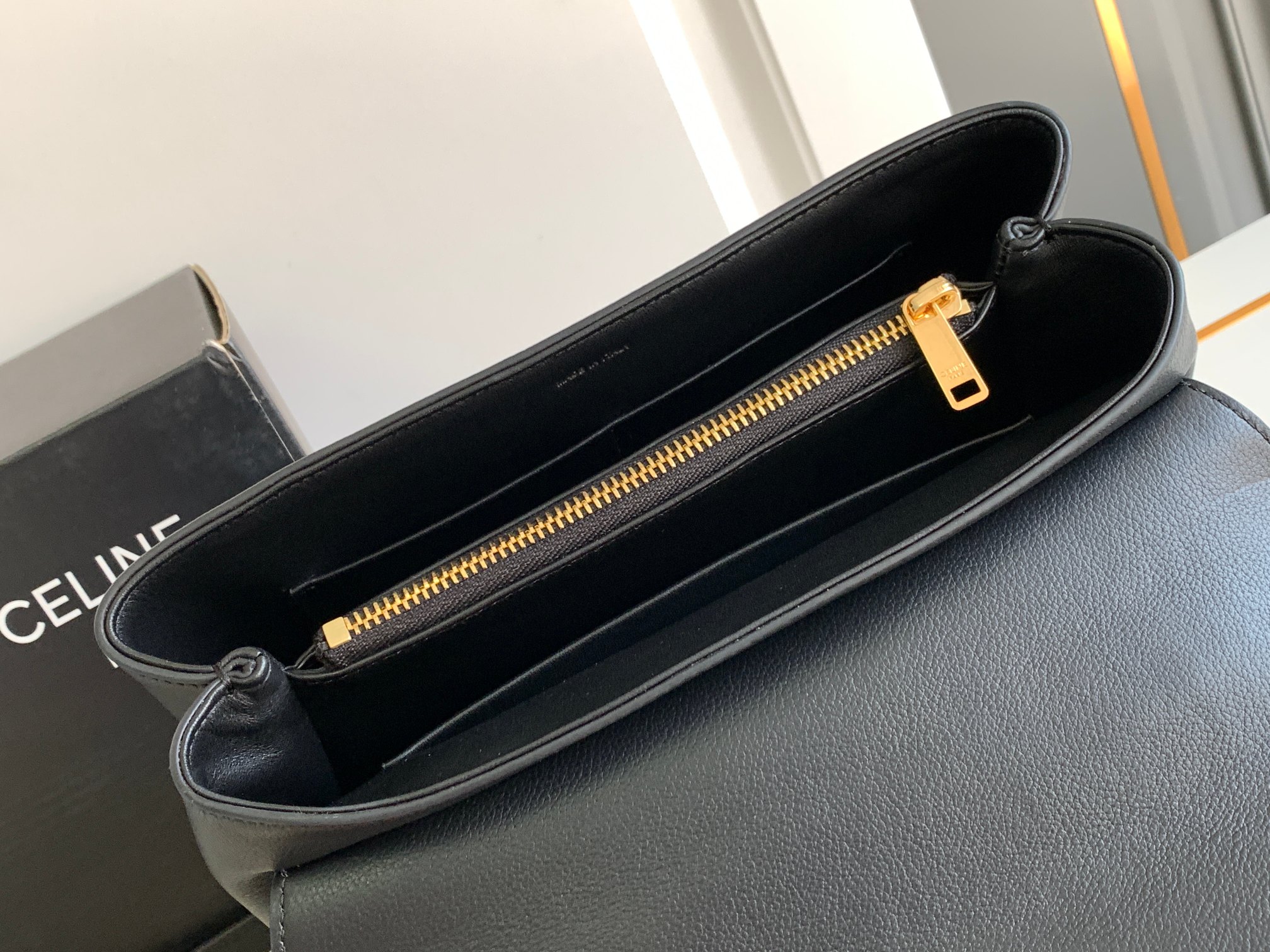 Ce**e medium nino bag