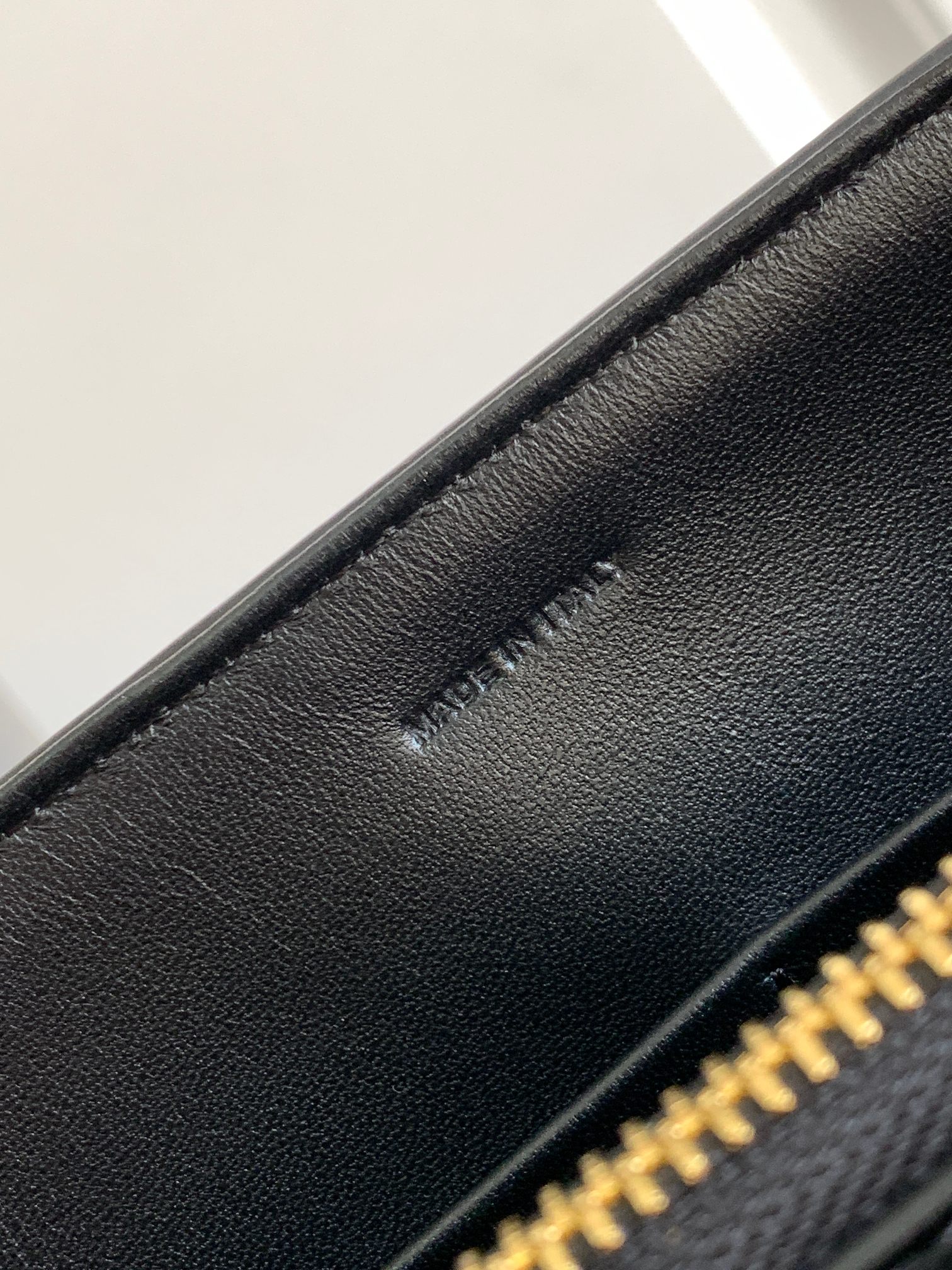 Ce**e medium nino bag