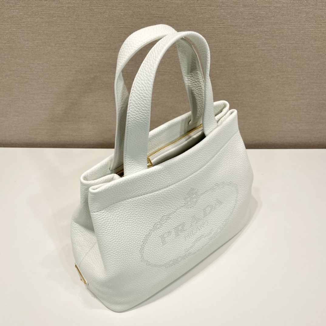 Pra*a tote bag