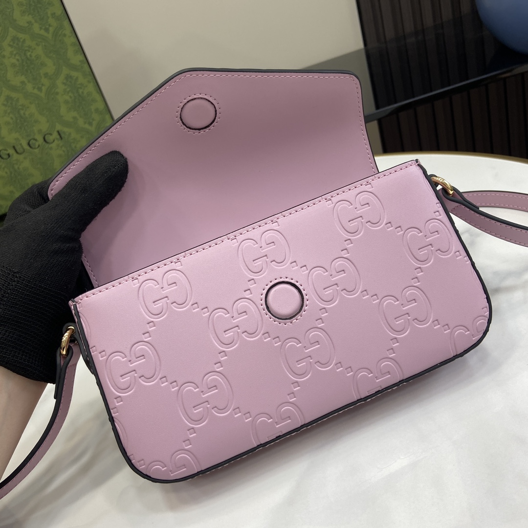 g*u*i gg S*per mini shoulder bag