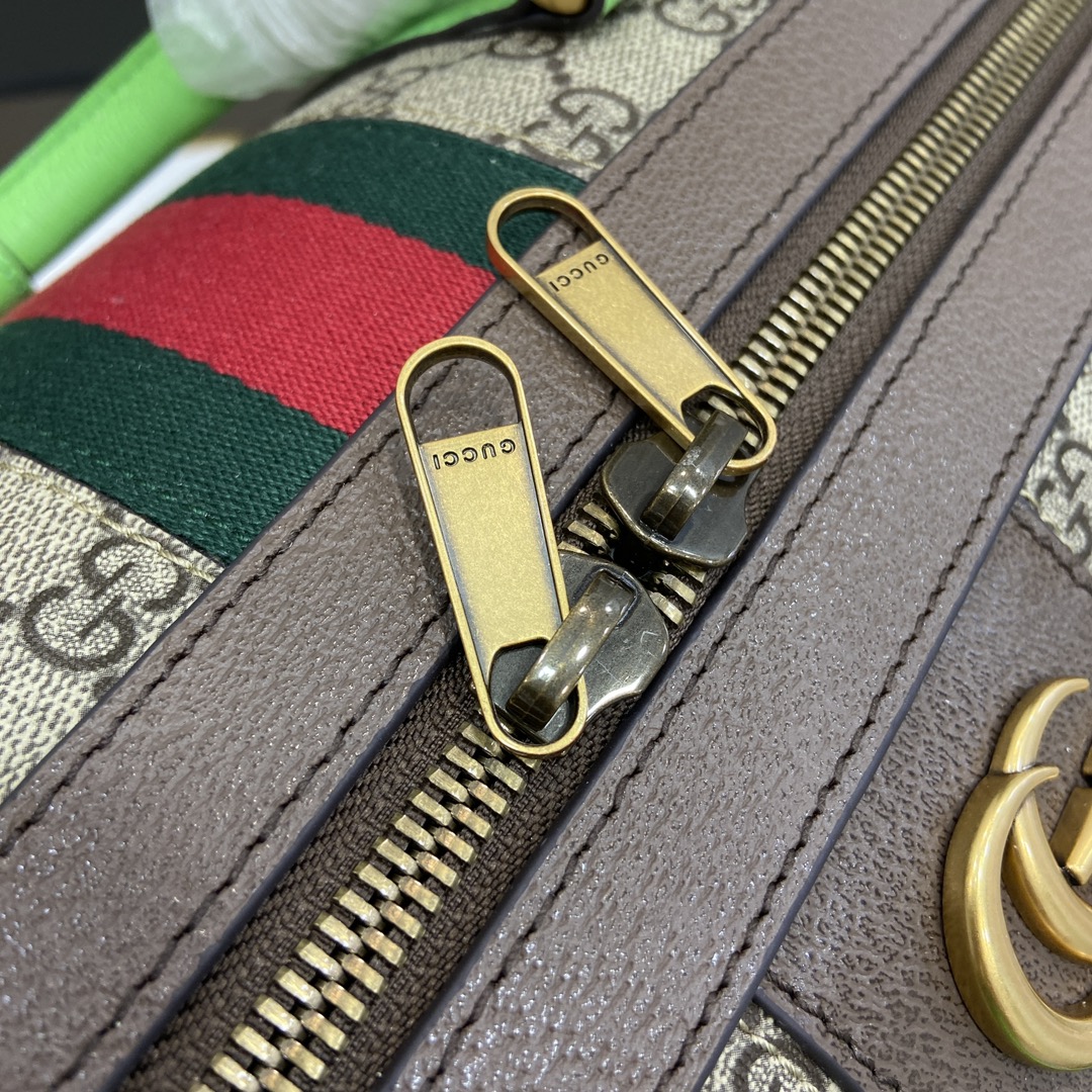 G*u*i savoy small duffle bag