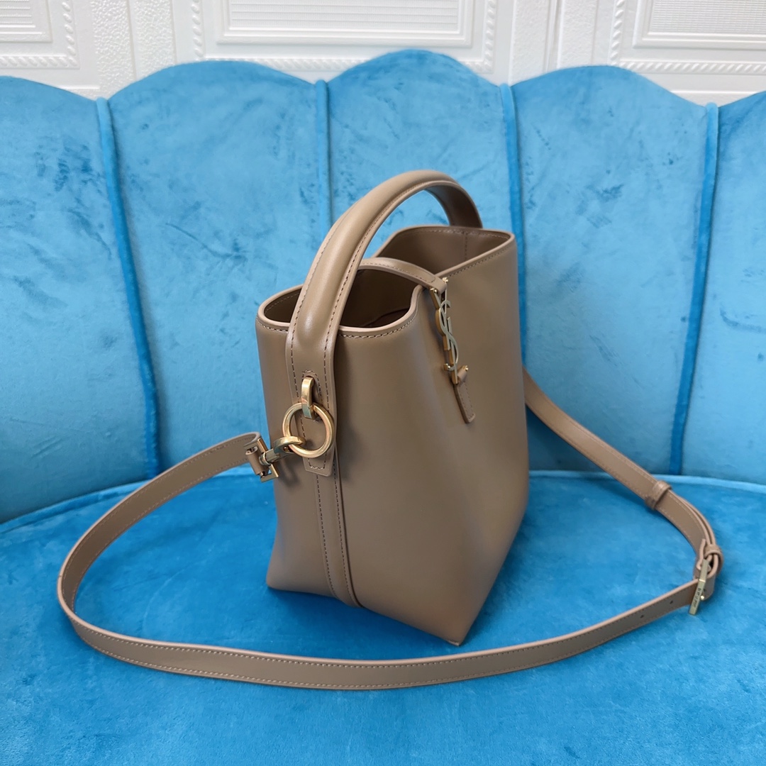 YSL LE 37 SMALL IN SHINY LEATHER