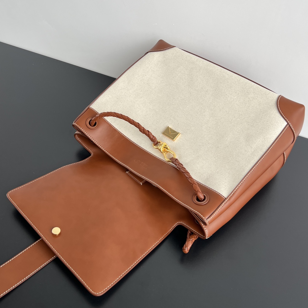 bo*te*ga Ve*ne*ta bv large andiamo backpack