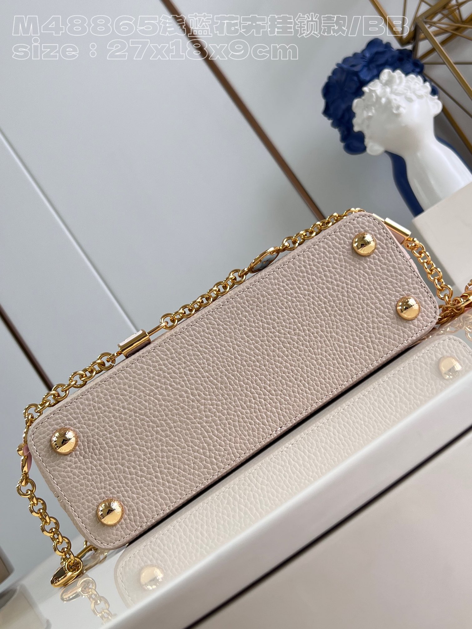 l**is V*t*n capucines bb handbag