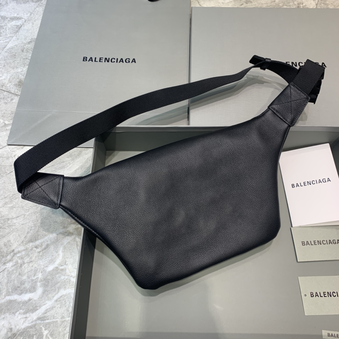 Ba*len*cia*ga waist bag