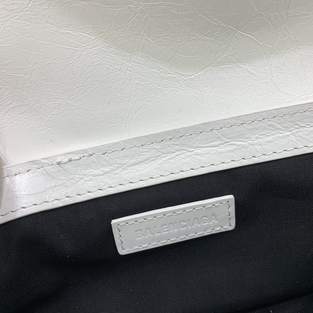 Balenciag Spring 24 · Le cagole Large Bag
