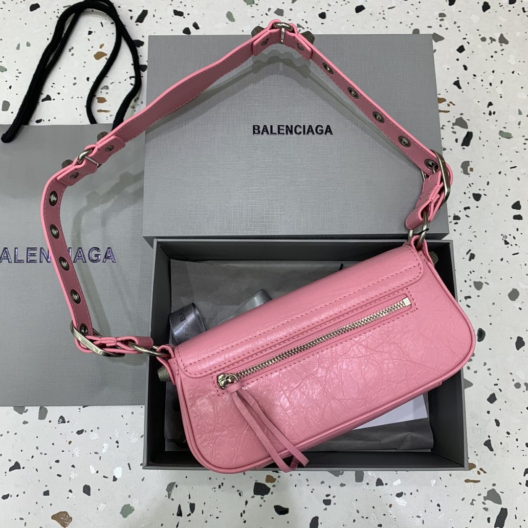 Balenciag Spring 24 · Le cagole Small Bag
