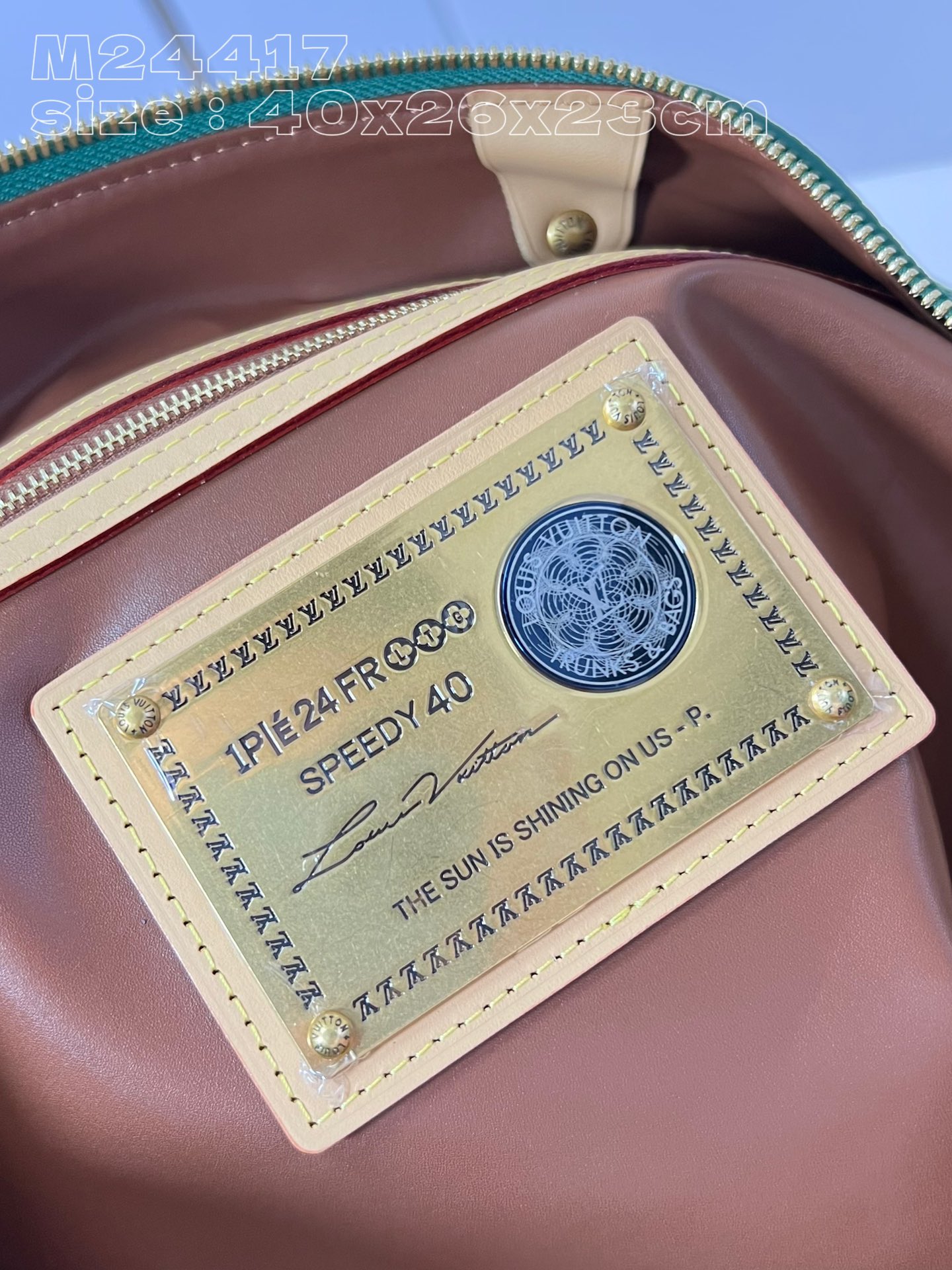 l**is V*t*n speedy p9 bandoulière 40