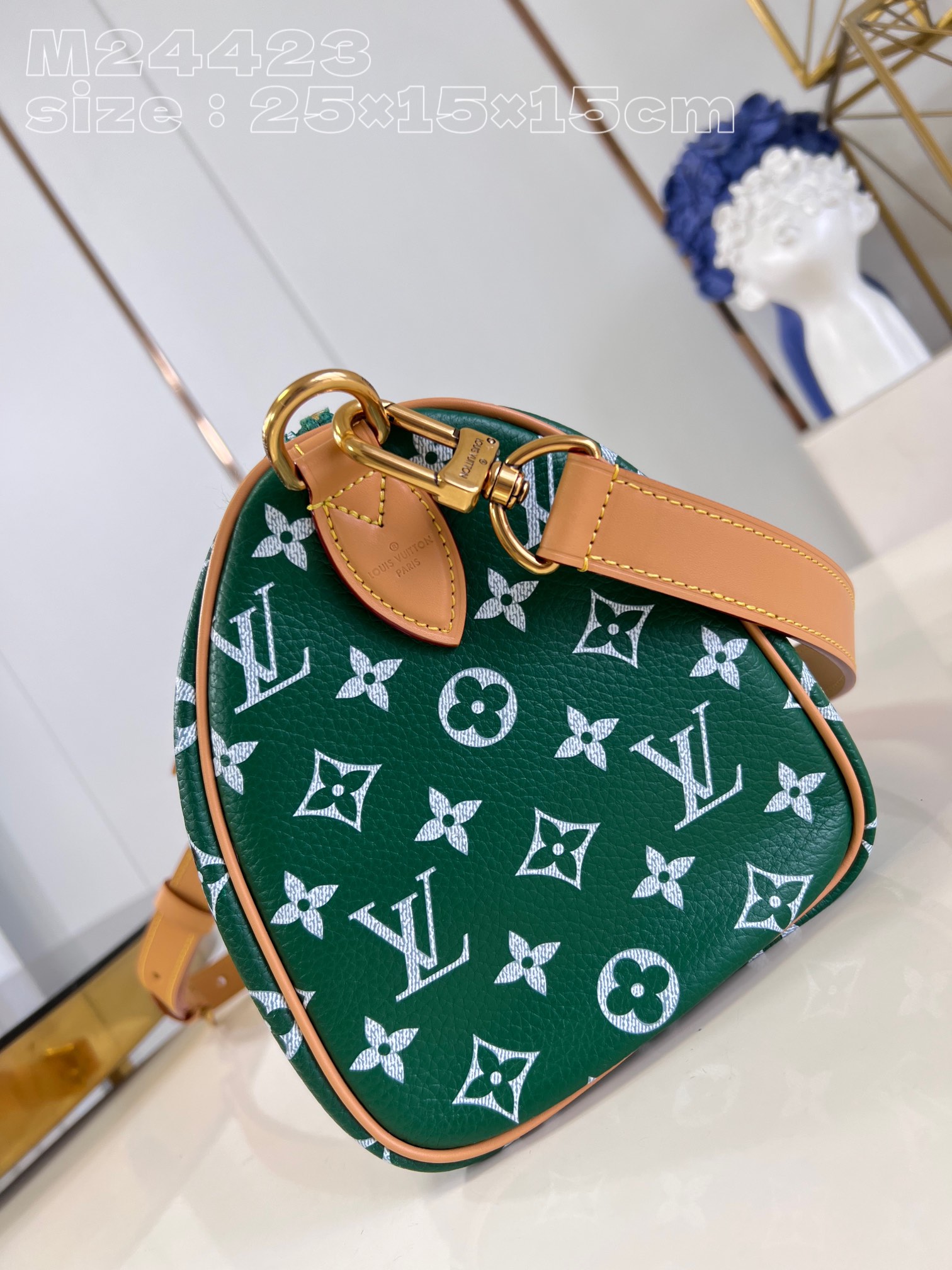 l**is V*t*n speedy p9 bandoulière 25