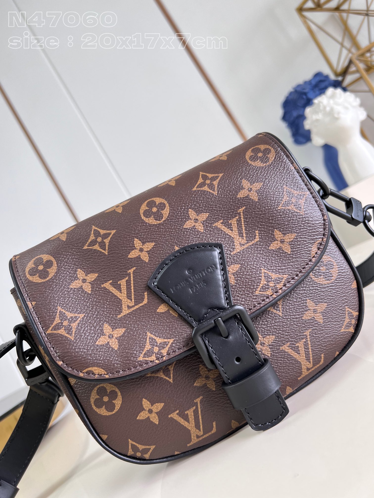 l**is V*t*n montsouris small bag