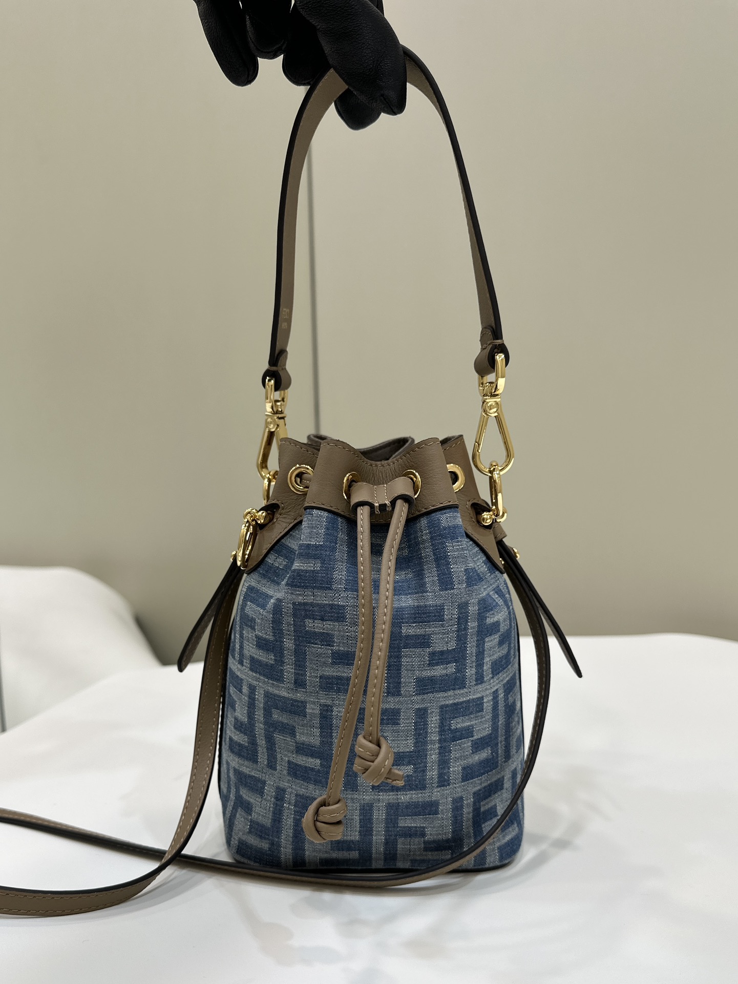F**di mon tresor small bag