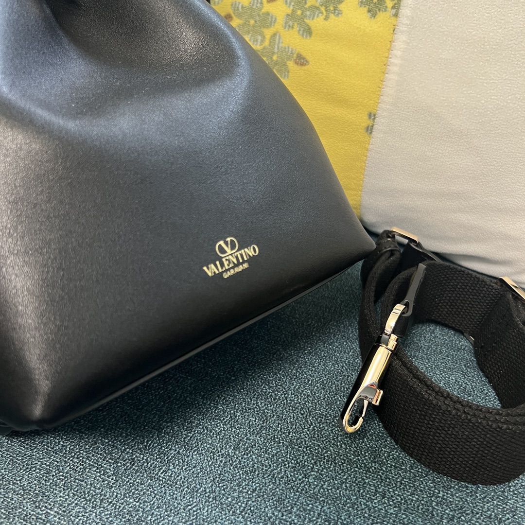 Valentino Garavani Bag
