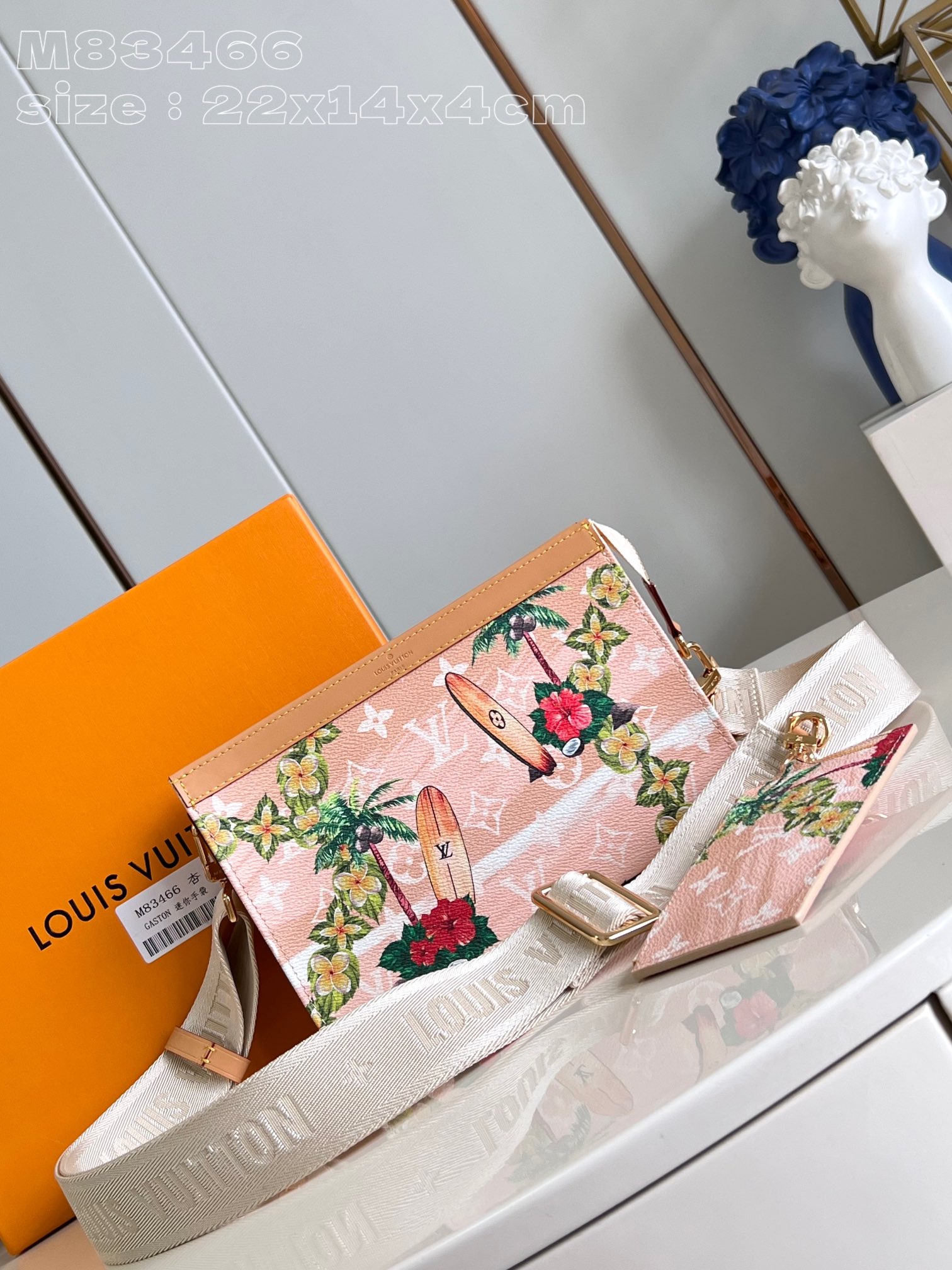 l**is V*t*n gaston wearable wallet