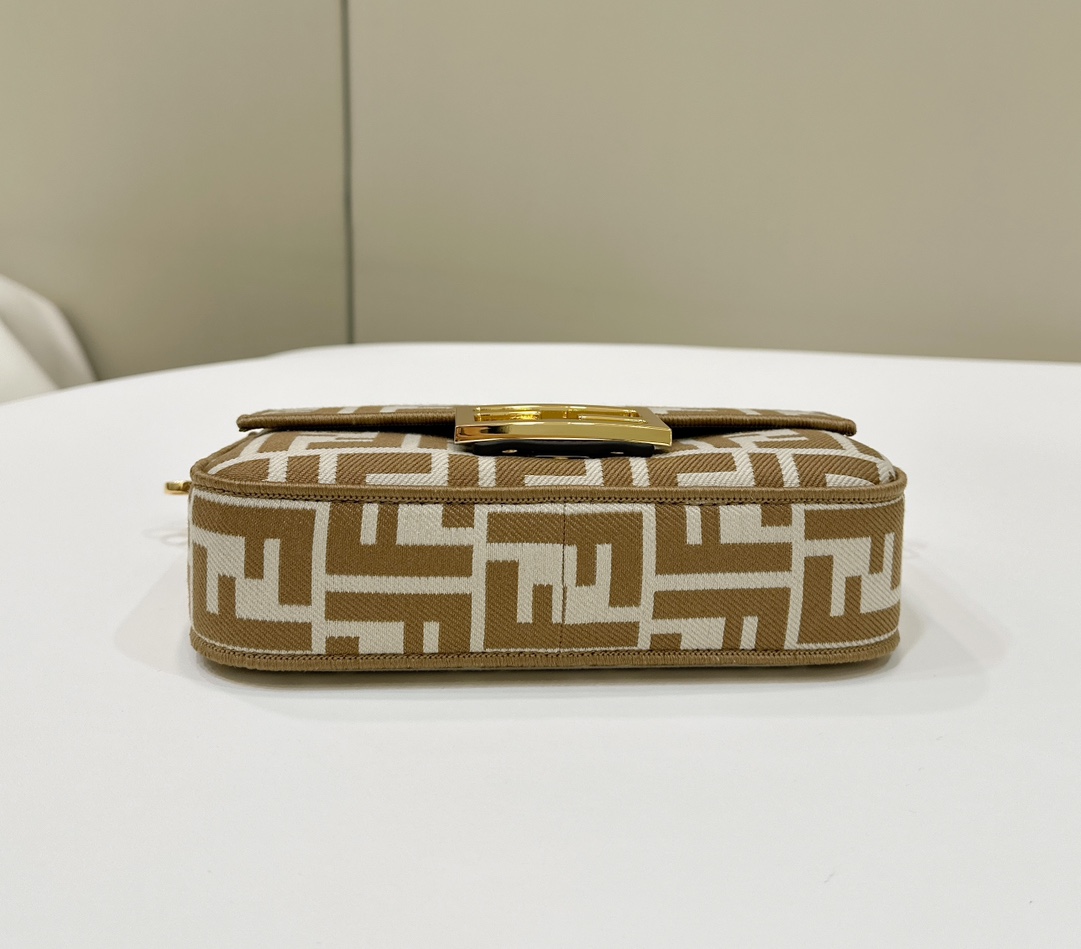 F**di baguette bag