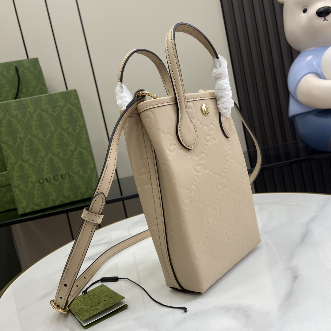 g*u*i gg S*per mini bag with strap