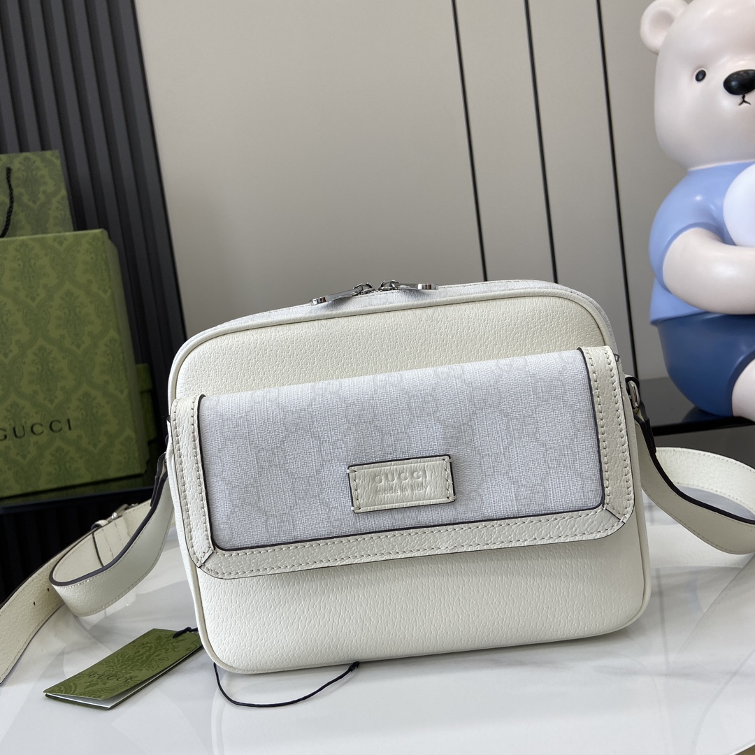 G*u*i small gg crossbody bag with tag