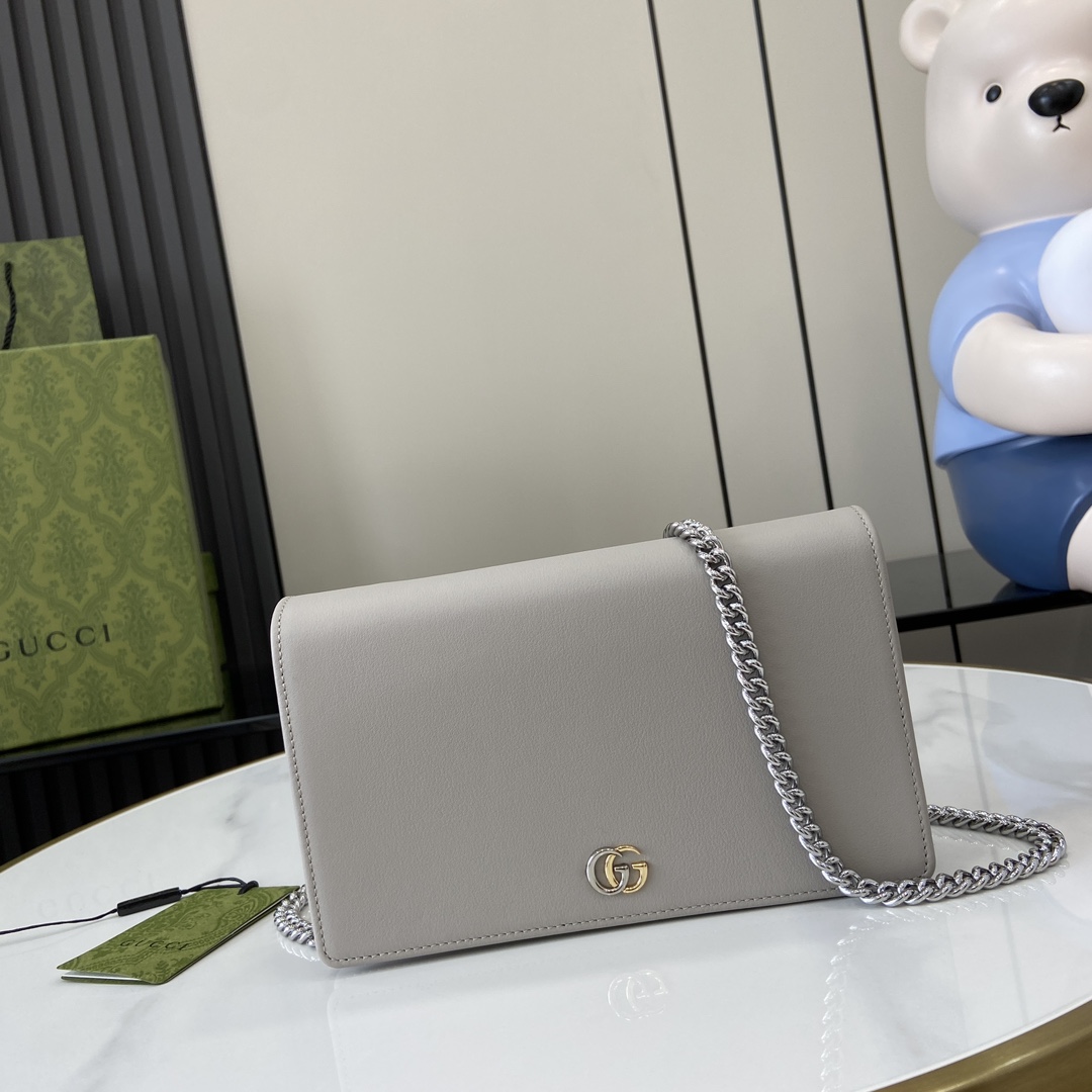 G*u*i gg marmont chain wallet