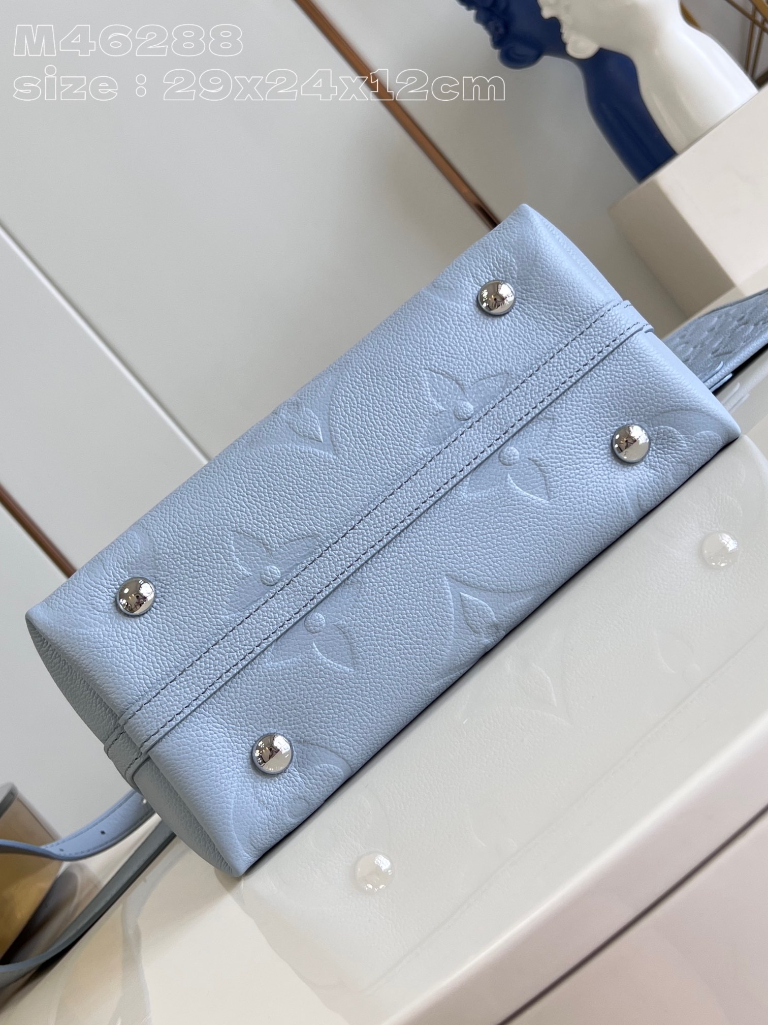 l**is V*t*n carryall pm bag