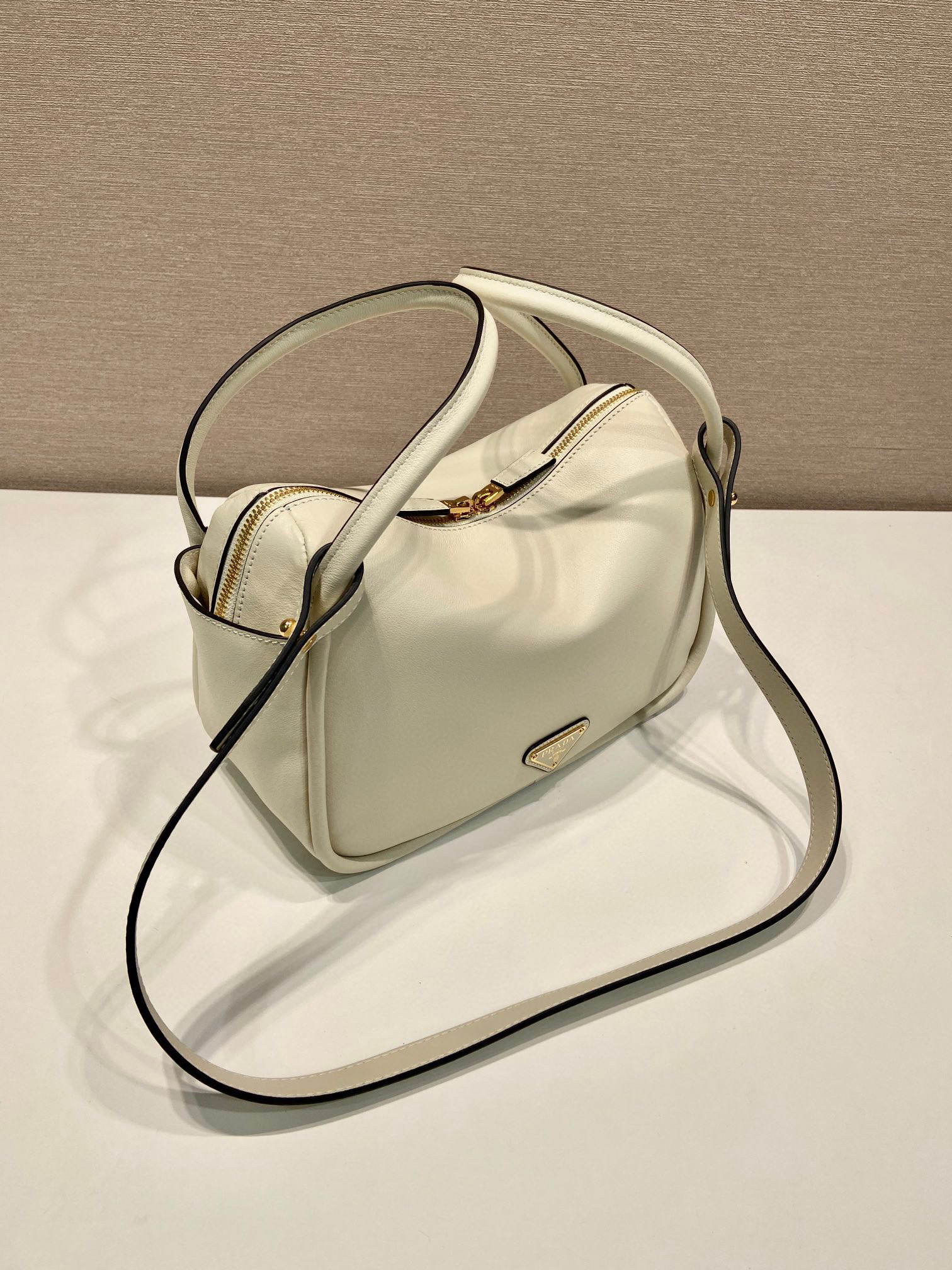 Pra*a darling leather handbag